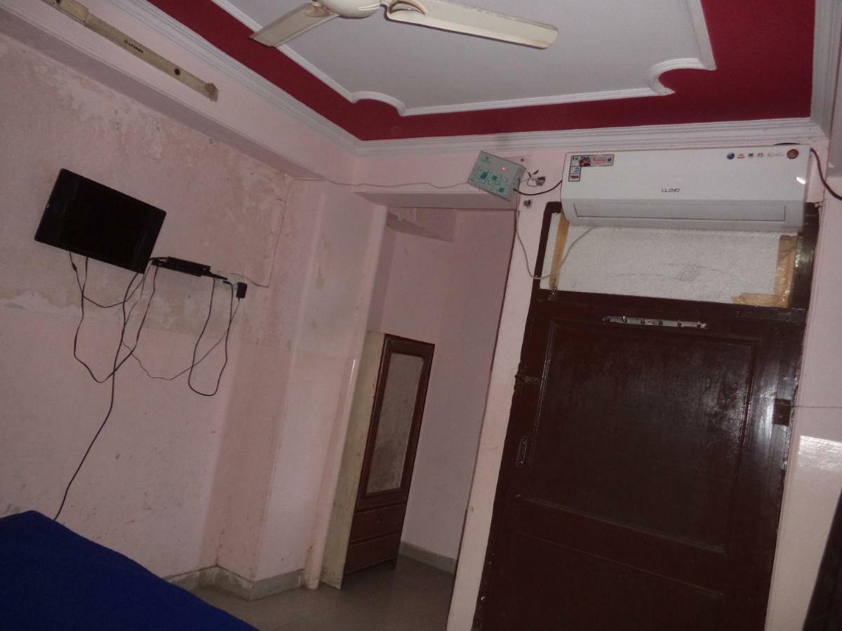 Hotel Sajan Τζαϊπούρ Εξωτερικό φωτογραφία